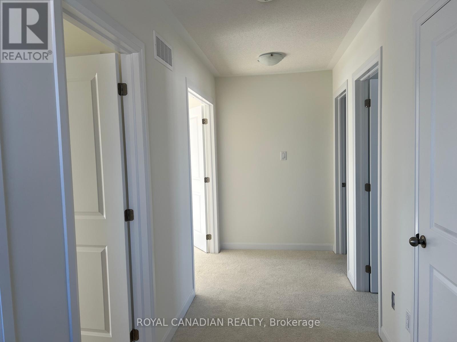 85 Royal Oak Crescent, Loyalist, ON - Indoor Photo Showing Other Room