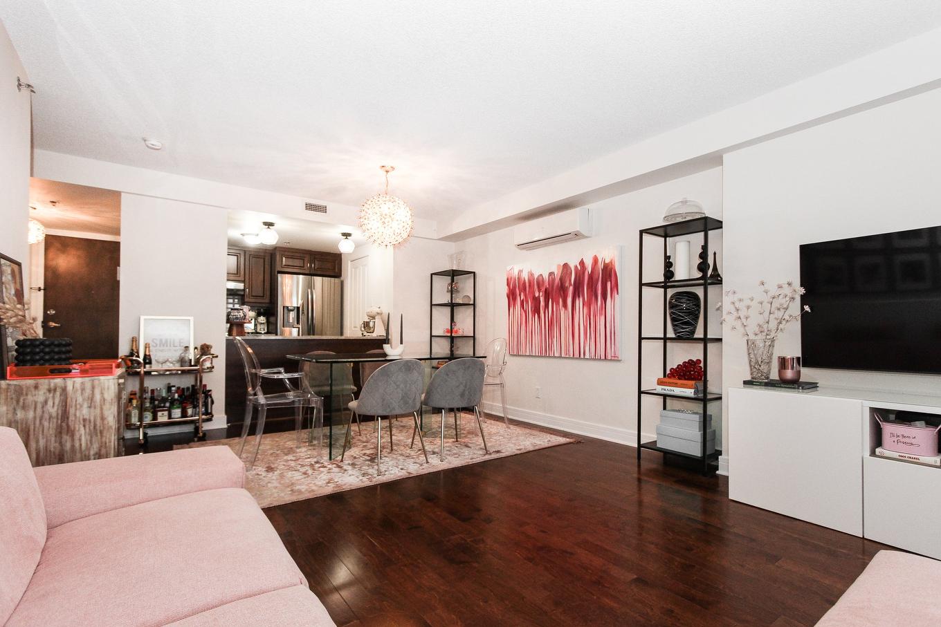 Salon - 609-5445 Rue De Meudon, Montréal (Saint-Léonard), QC - Indoor Photo Showing Living Room