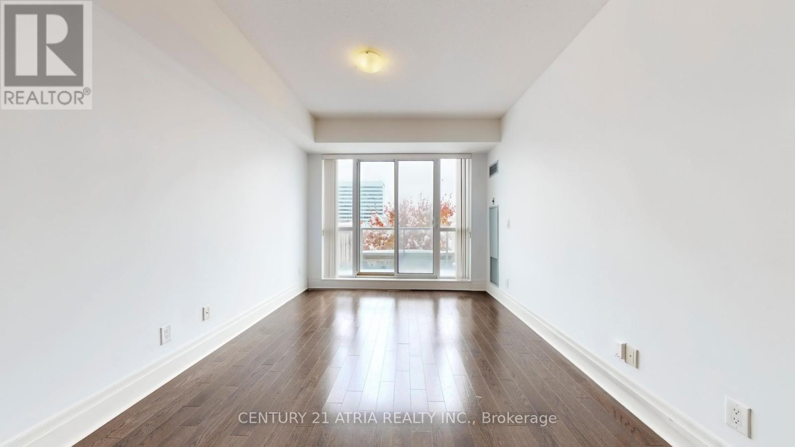 311D - 57 Upper Duke Crescent, Markham, ON - Indoor Photo Showing Other Room