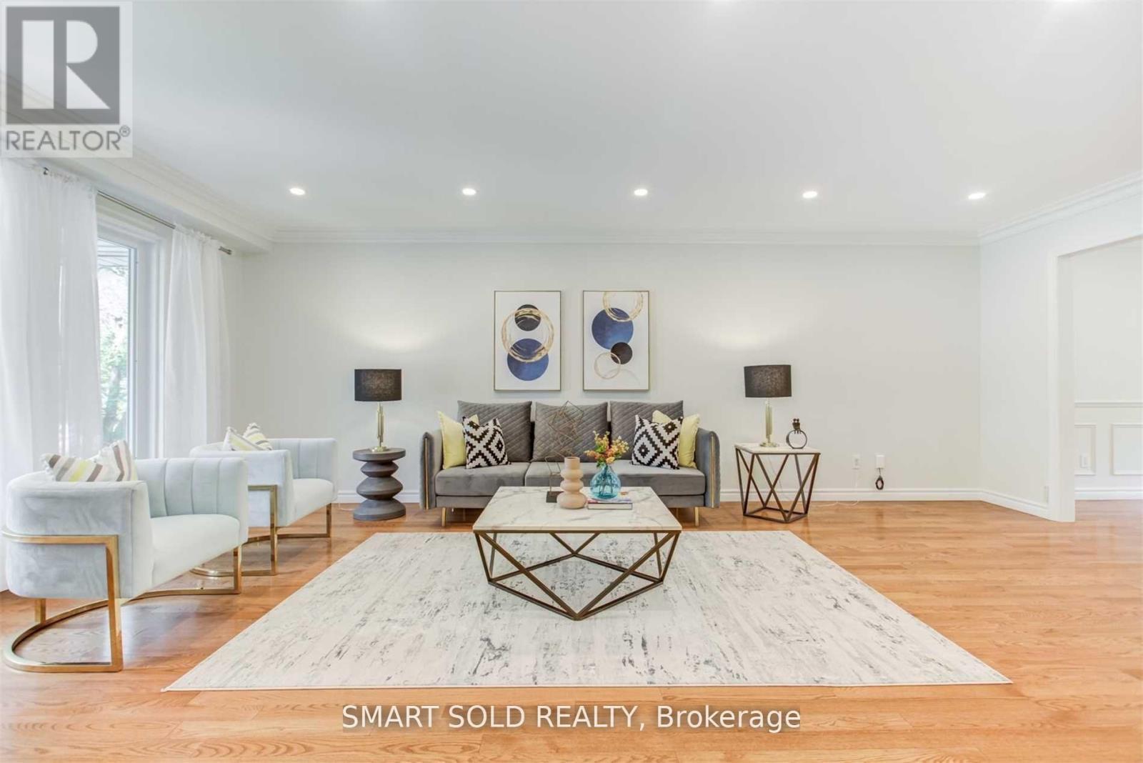 Upper Level - 45 Abbeywood Trail, Toronto, ON - Indoor Photo Showing Living Room