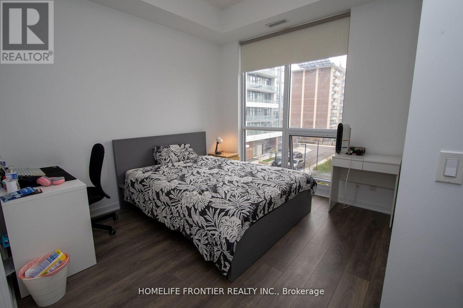 315 - 38 Forest Manor Road, Toronto, ON - Indoor Photo Showing Bedroom