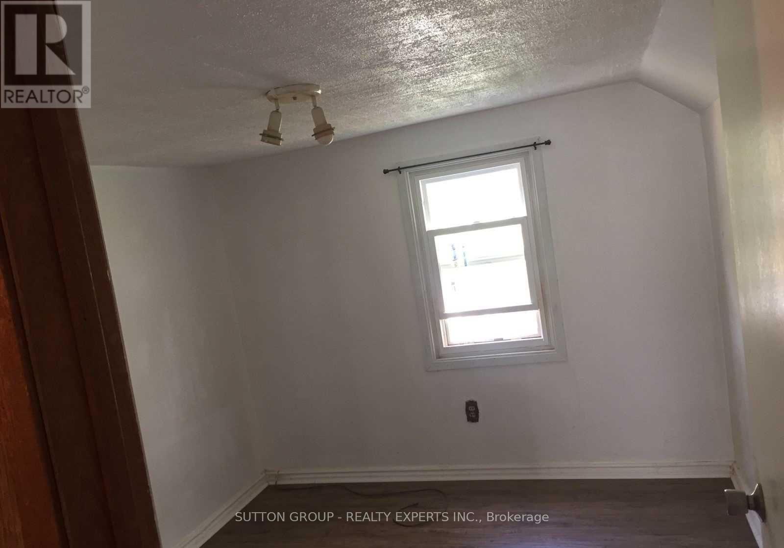 312239 Grey 8 Road, Southgate, ON - Indoor Photo Showing Other Room