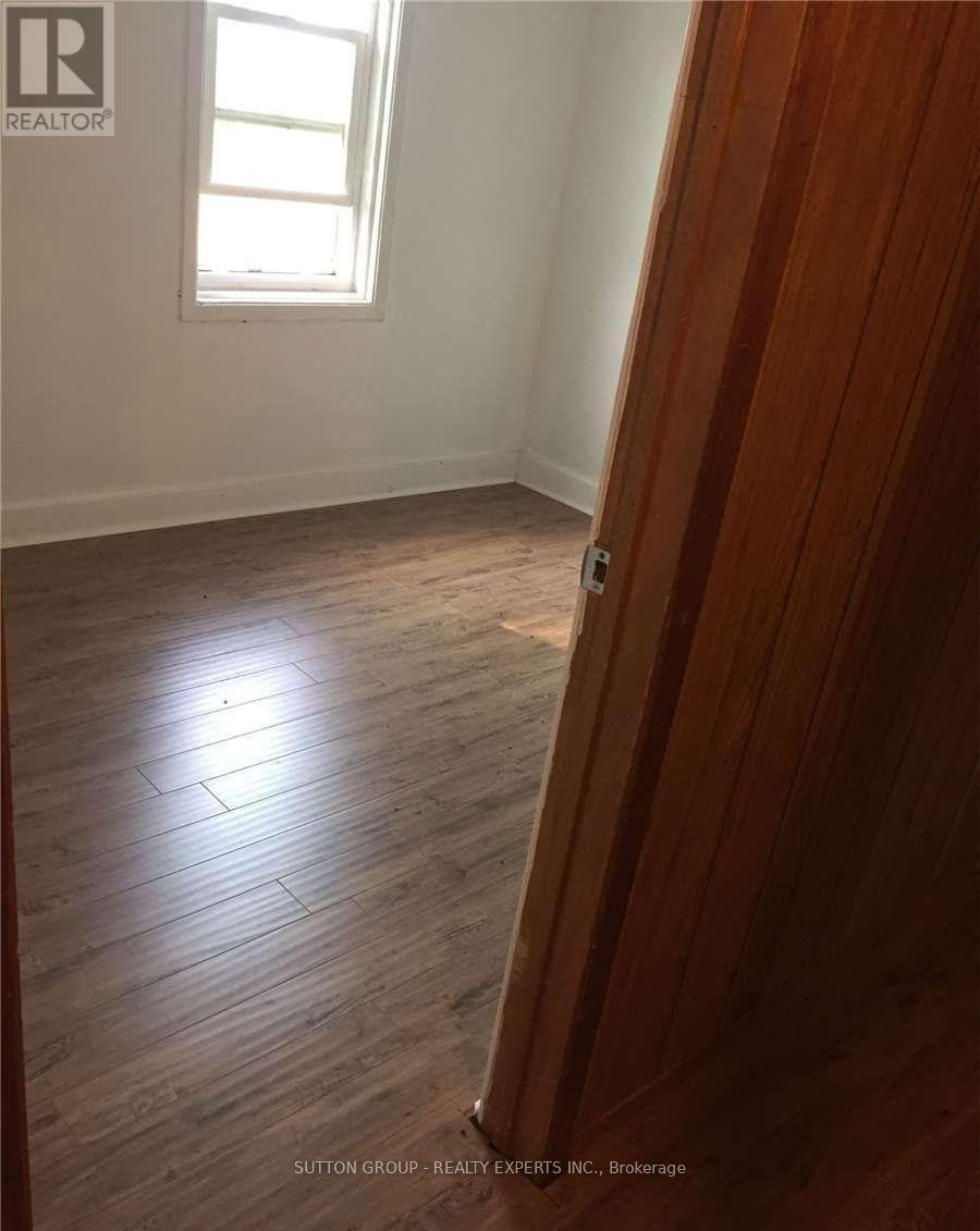 312239 Grey 8 Road, Southgate, ON - Indoor Photo Showing Other Room