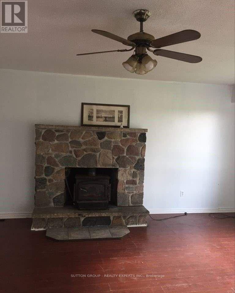 312239 Grey 8 Road, Southgate, ON - Indoor With Fireplace