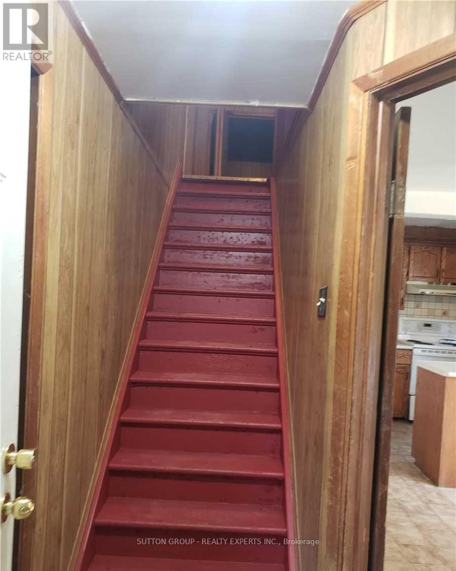 312239 Grey 8 Road, Southgate, ON - Indoor Photo Showing Other Room