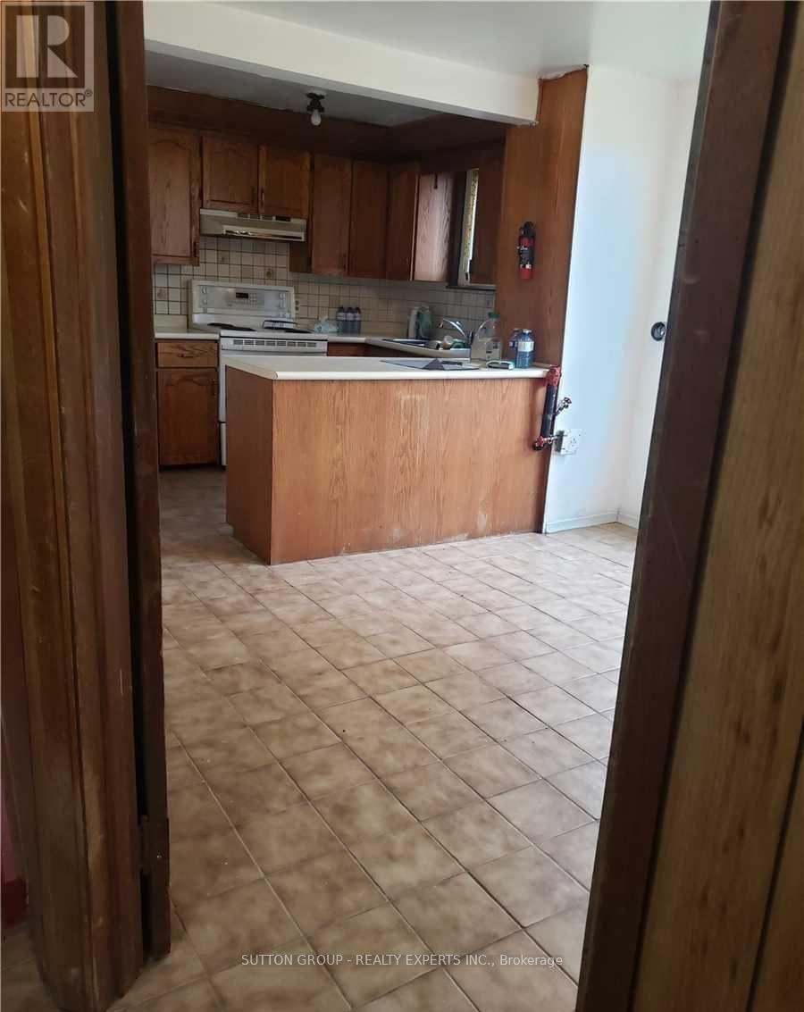 312239 Grey 8 Road, Southgate, ON - Indoor Photo Showing Kitchen