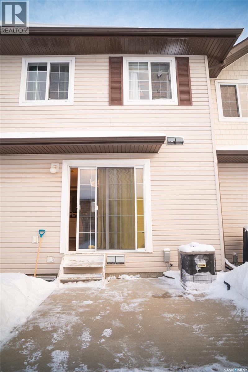 23 135 Keedwell Street, Saskatoon, SK - Outdoor