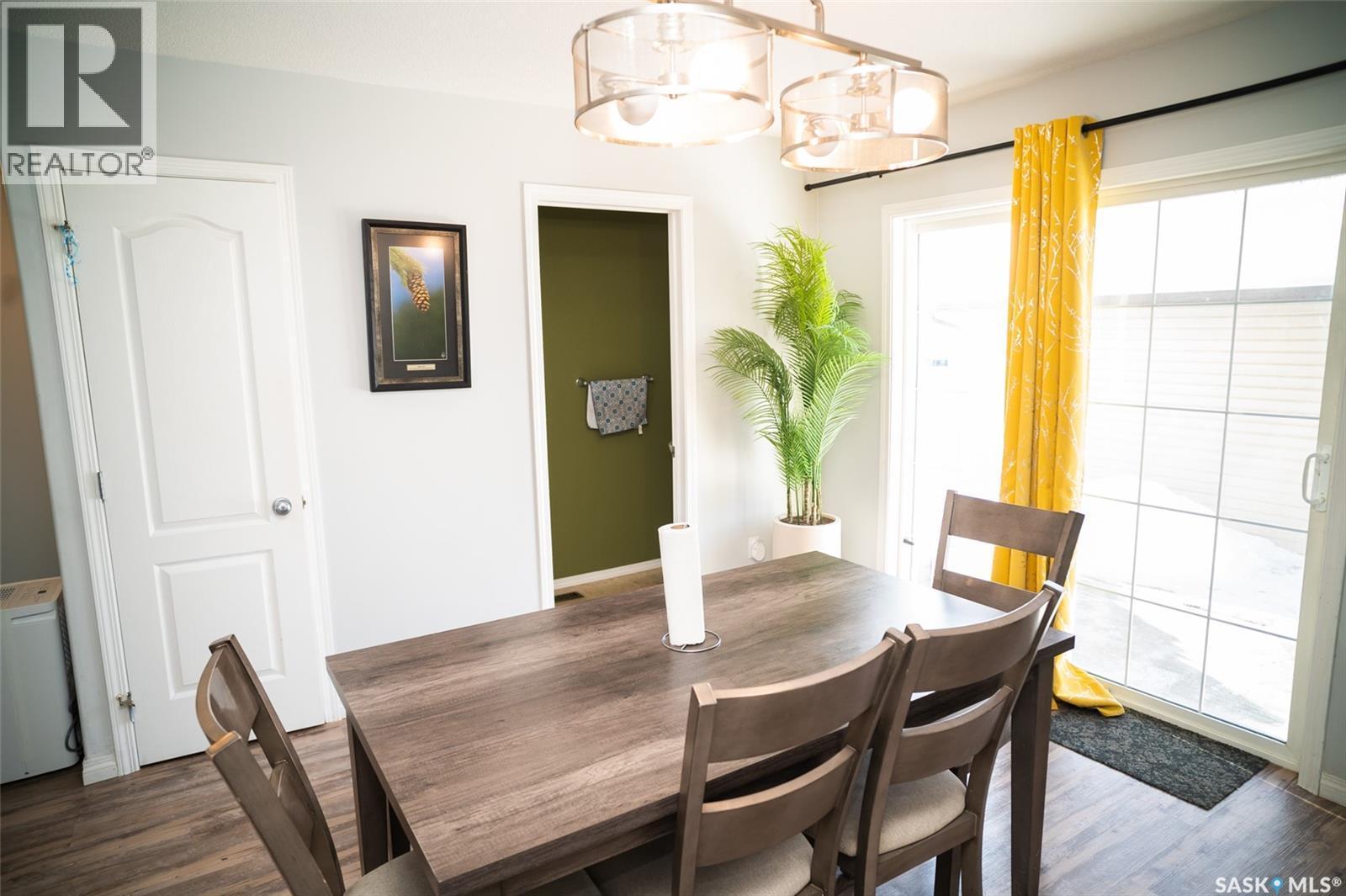 23 135 Keedwell Street, Saskatoon, SK - Indoor Photo Showing Dining Room