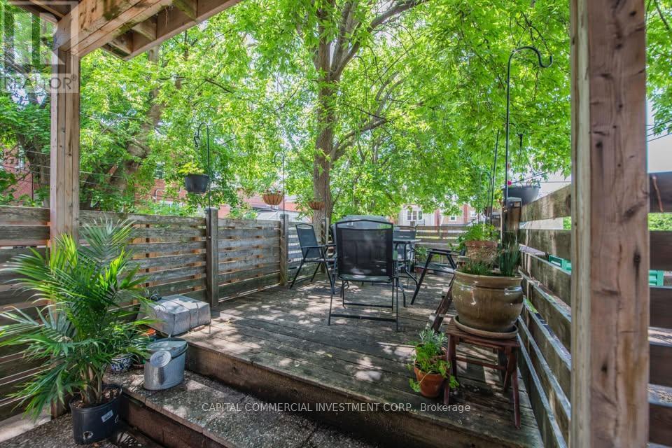 138 Bayswater Avenue, Ottawa, ON - Outdoor With Deck Patio Veranda