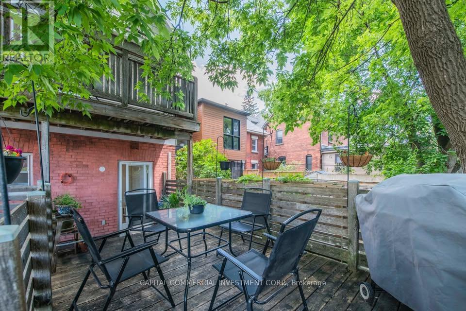 138 Bayswater Avenue, Ottawa, ON - Outdoor With Deck Patio Veranda