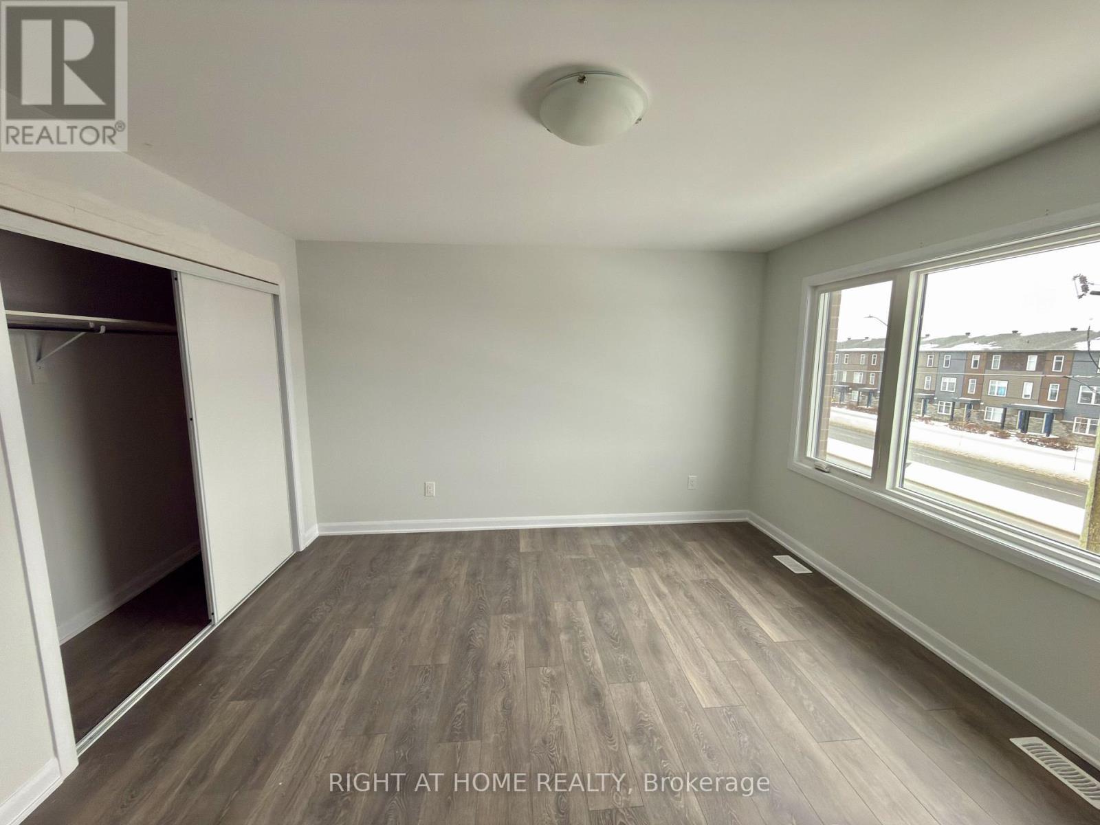 1221 Creekway Private, Ottawa, ON - Indoor Photo Showing Other Room