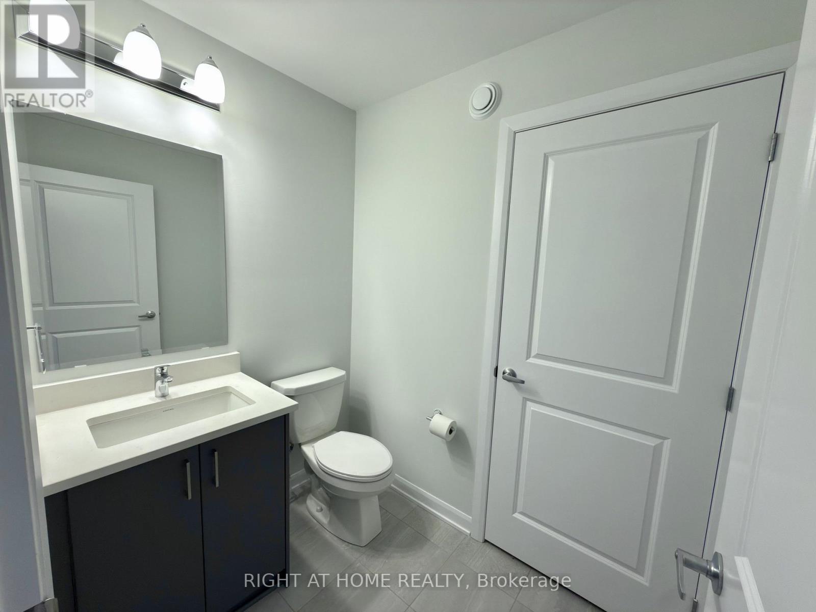 1221 Creekway Private, Ottawa, ON - Indoor Photo Showing Bathroom
