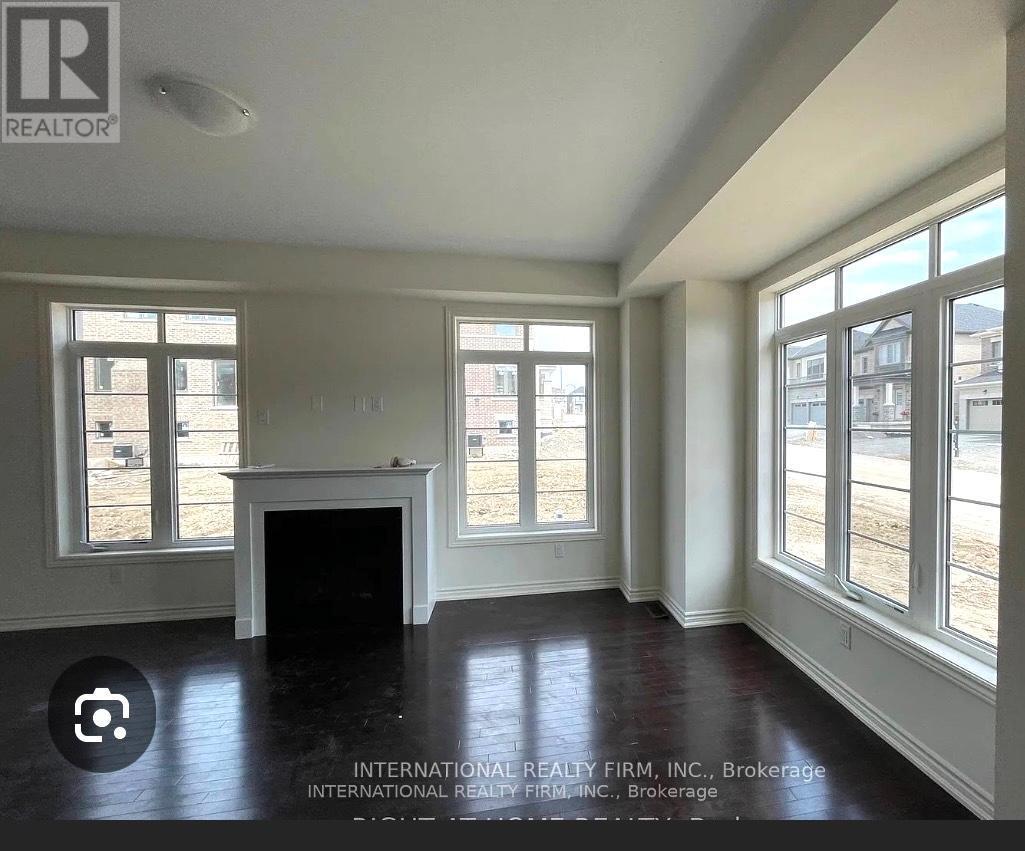 1222 Plymouth Drive, Oshawa, ON - Indoor With Fireplace