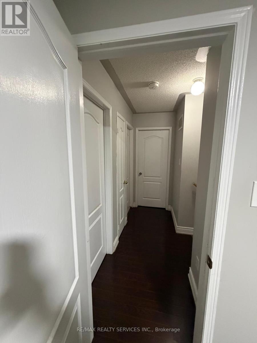 59 Larkspur Road E, Brampton, ON - Indoor Photo Showing Other Room