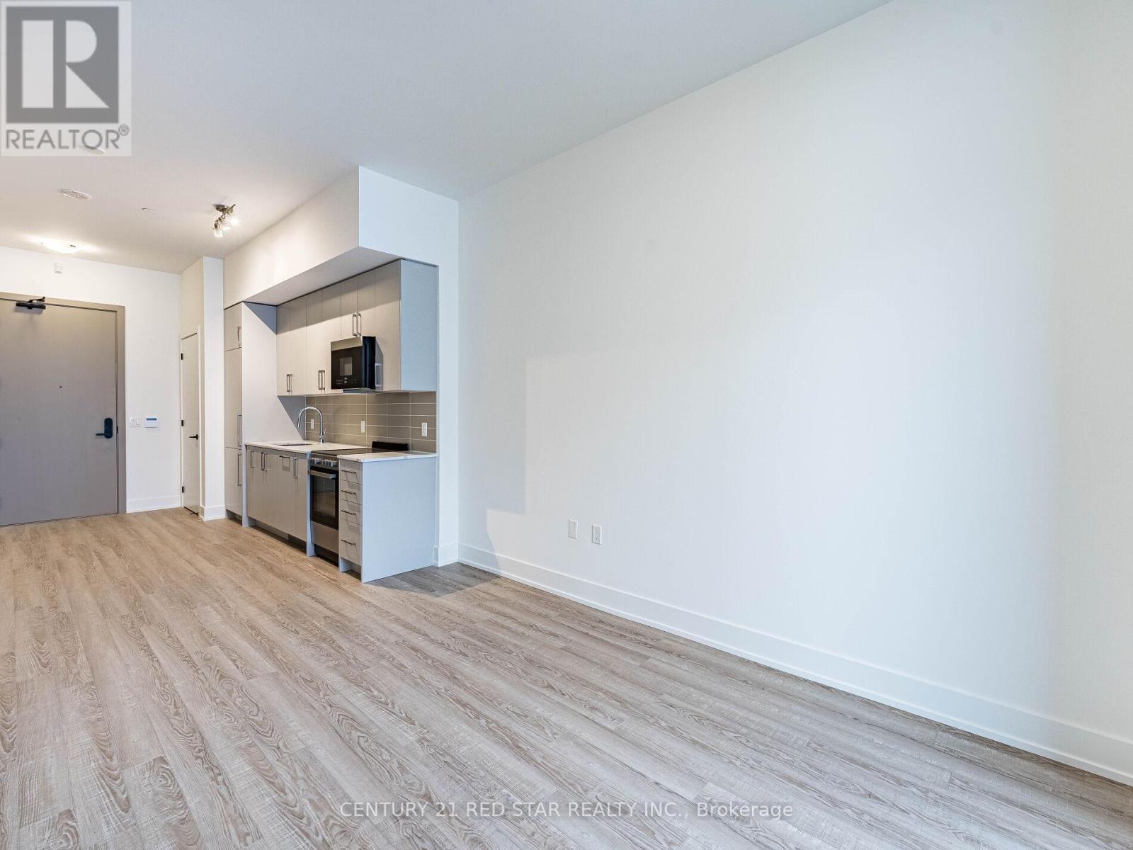 119 - 2075 King Road, King, ON - Indoor Photo Showing Kitchen