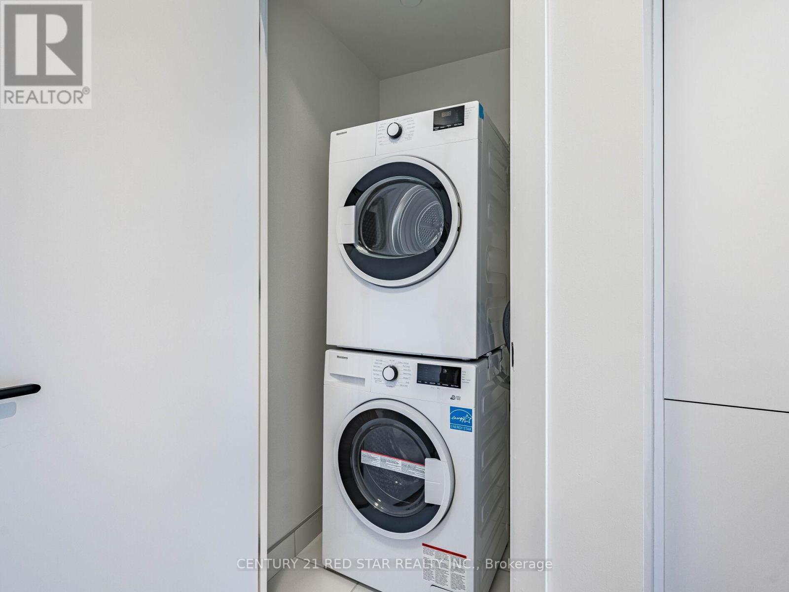 In Suite Laundry - 119 - 2075 King Road, King, ON - Indoor Photo Showing Laundry Room