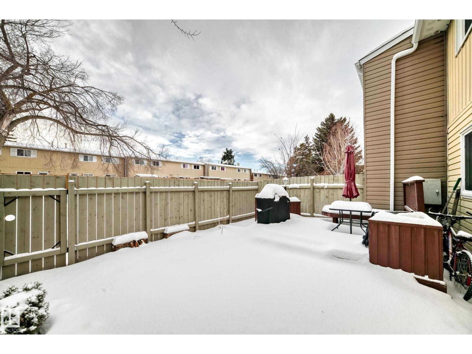 66 Ridgewood, St. Albert, AB - Outdoor