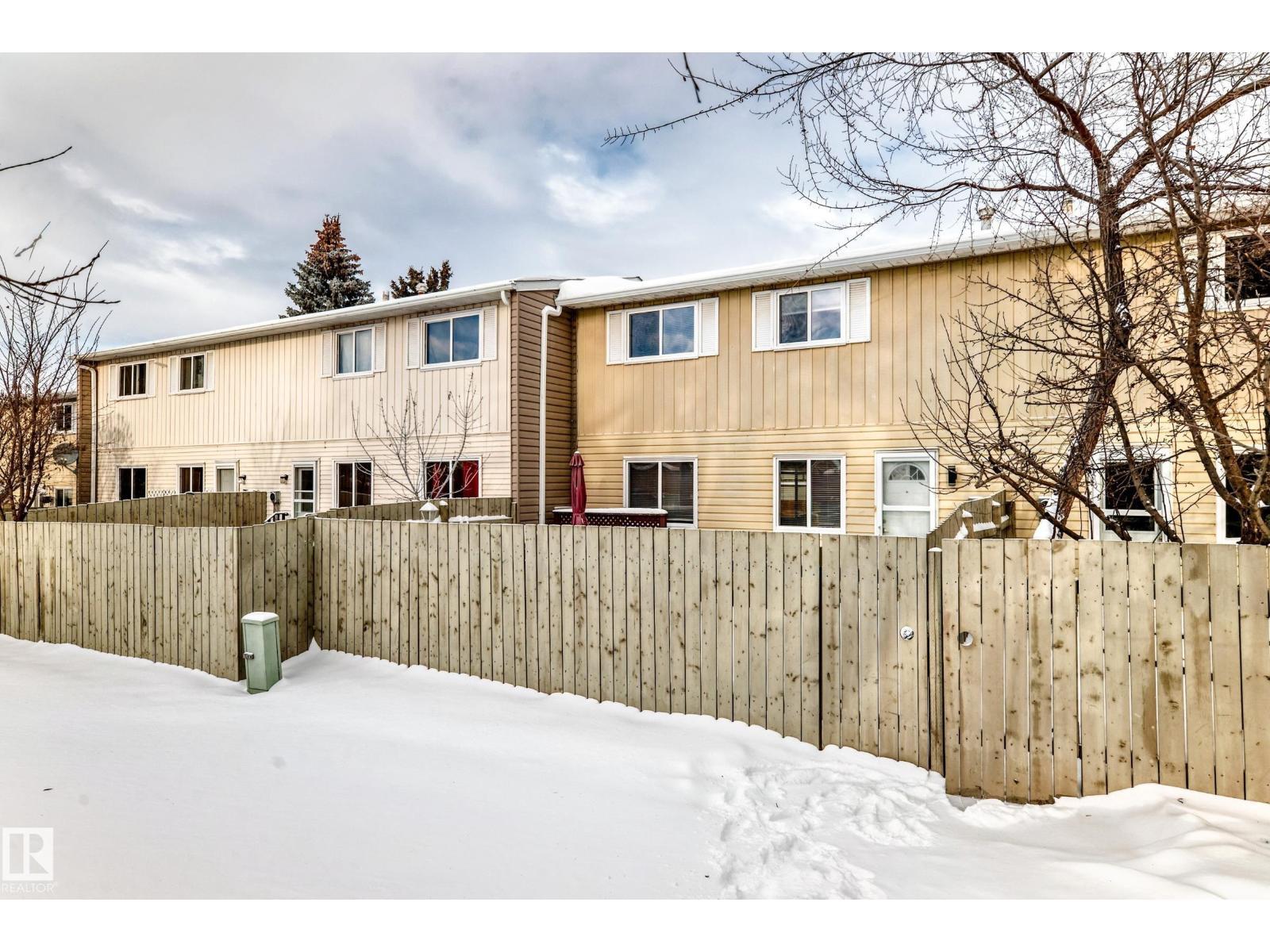 66 Ridgewood, St. Albert, AB - Outdoor