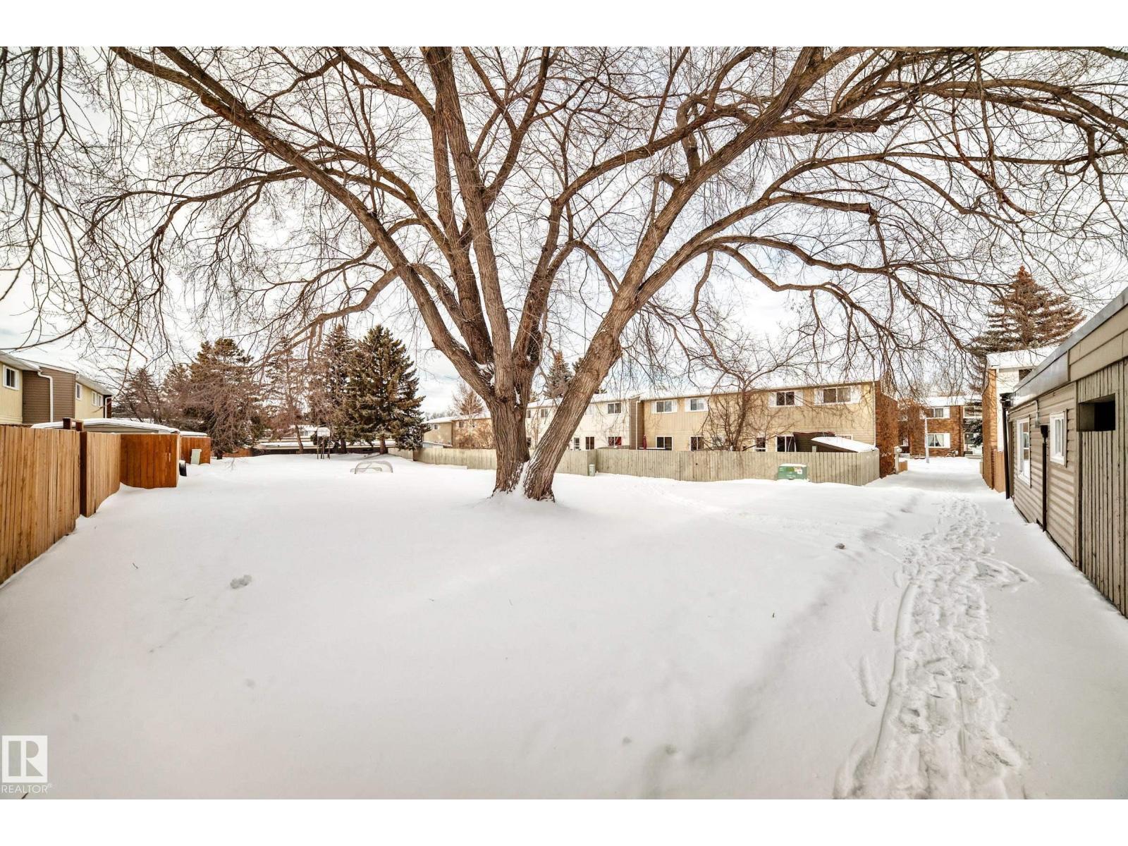 66 Ridgewood, St. Albert, AB - Outdoor