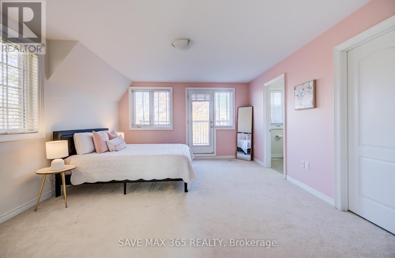 1223 Owls Head Road, Mississauga, ON - Indoor Photo Showing Bedroom