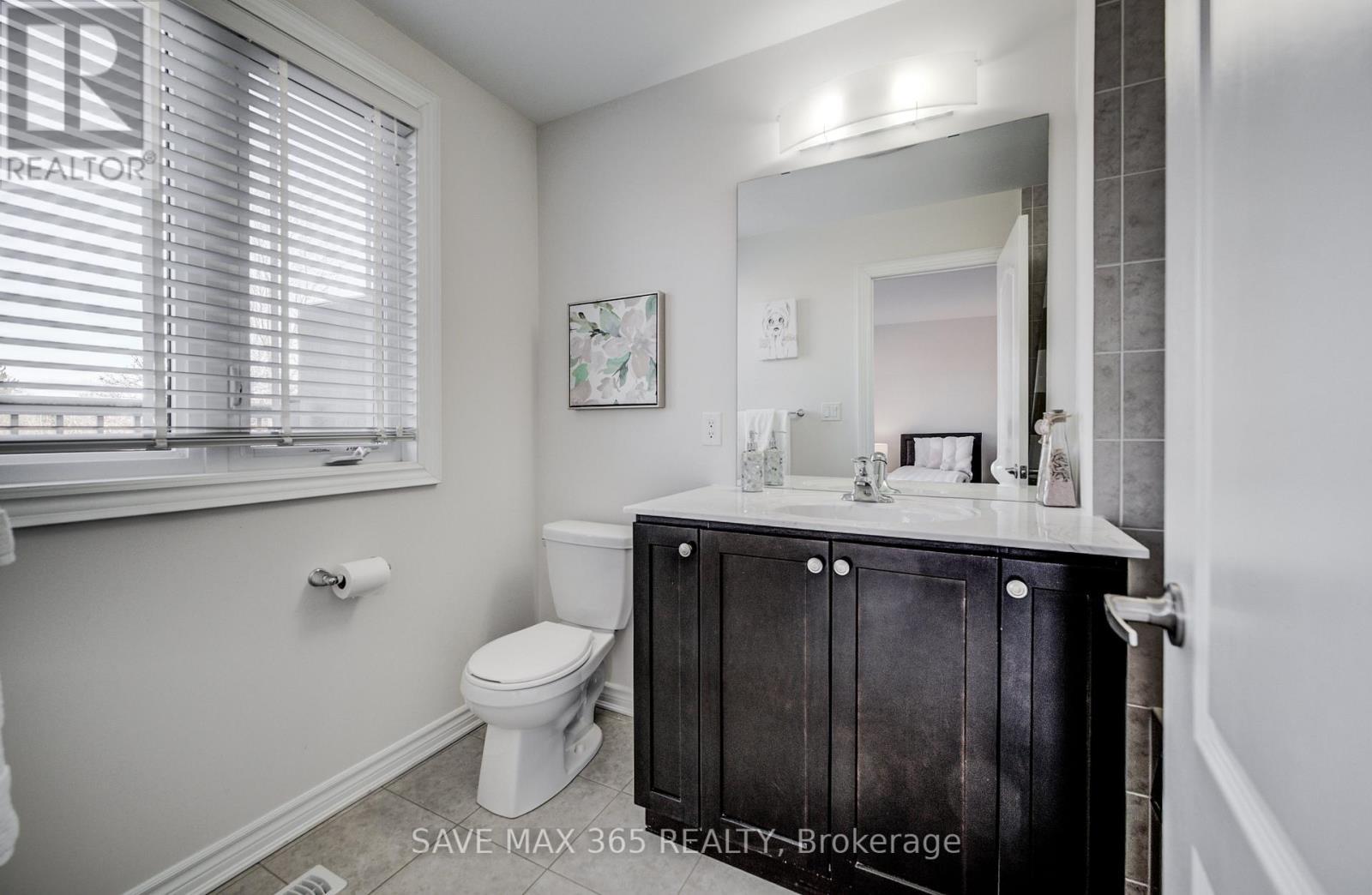 1223 Owls Head Road, Mississauga, ON - Indoor Photo Showing Bathroom