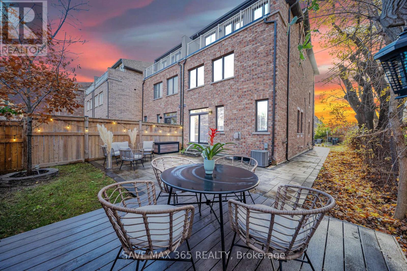 1223 Owls Head Road, Mississauga, ON - Outdoor With Deck Patio Veranda