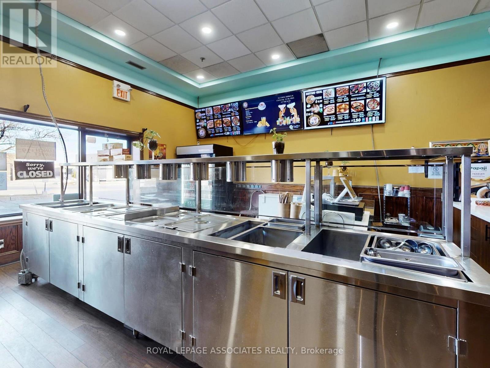 13,14,15 - 2 Steinway Boulevard, Toronto, ON