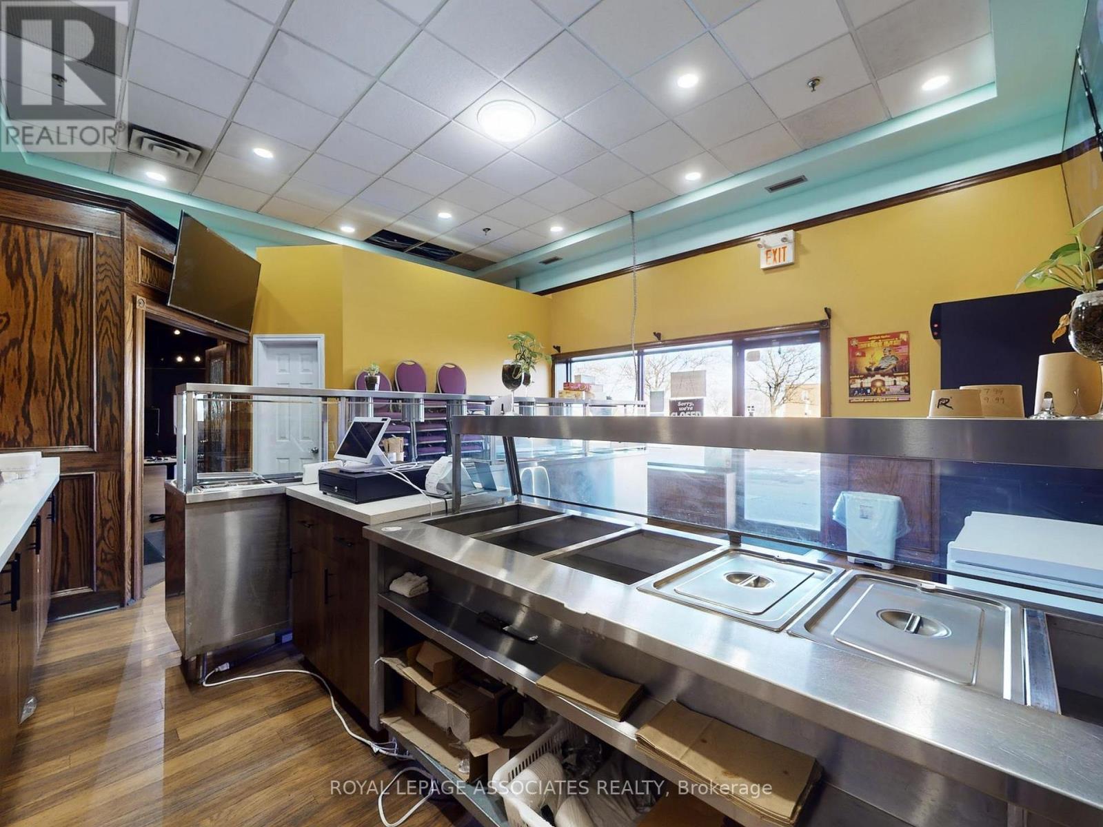 13,14,15 - 2 Steinway Boulevard, Toronto, ON