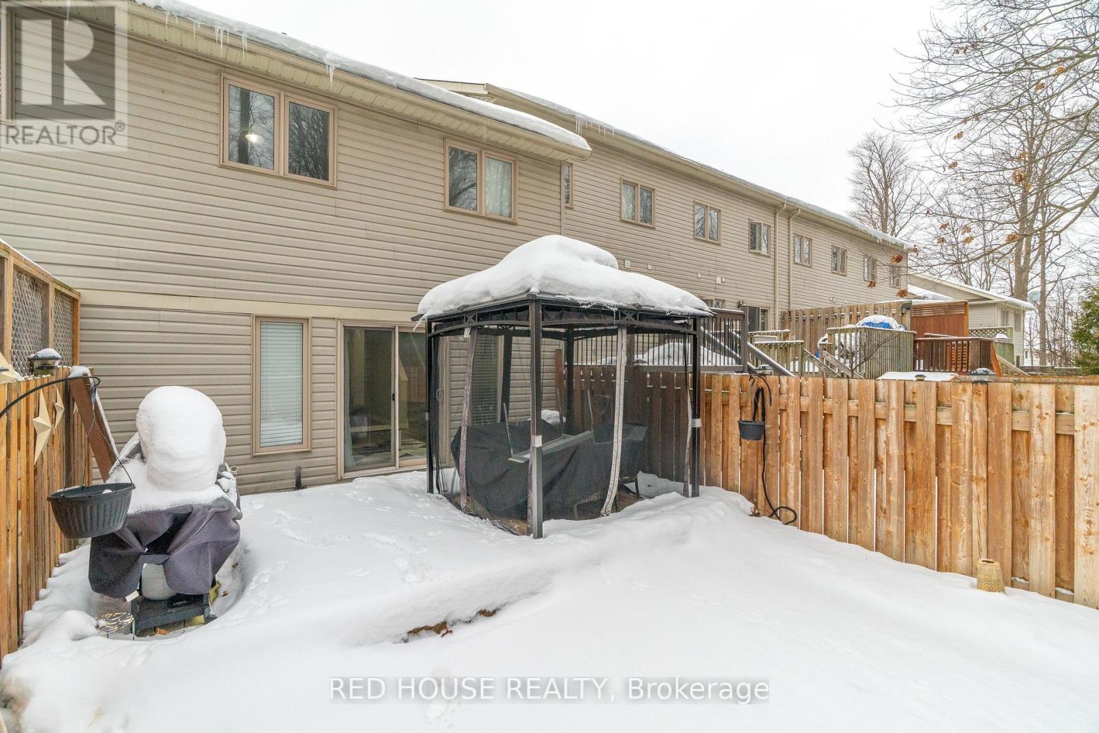 E30 - 110 Activa Avenue, Kitchener, ON - Outdoor With Exterior