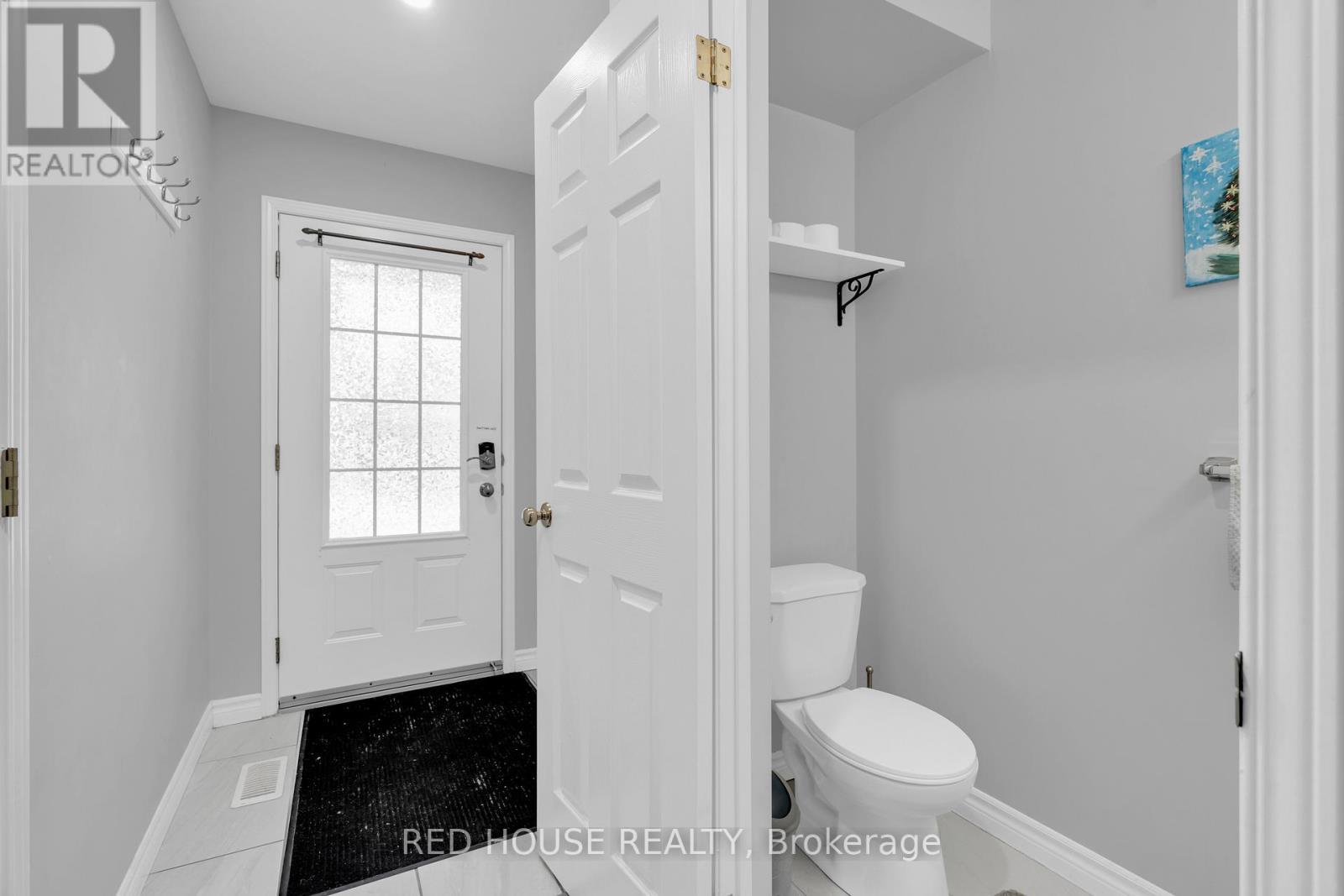 E30 - 110 Activa Avenue, Kitchener, ON - Indoor Photo Showing Bathroom