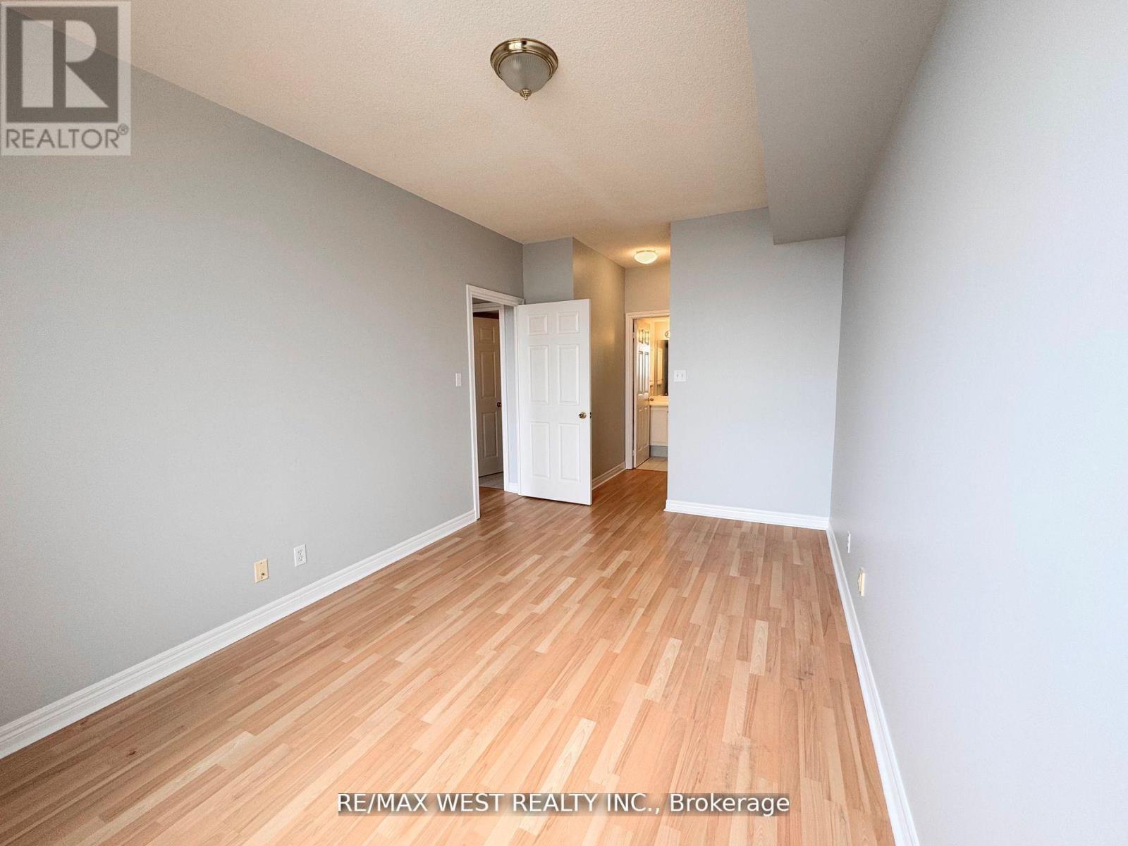 Ph7 - 1700 Eglinton Avenue E, Toronto, ON - Indoor Photo Showing Other Room