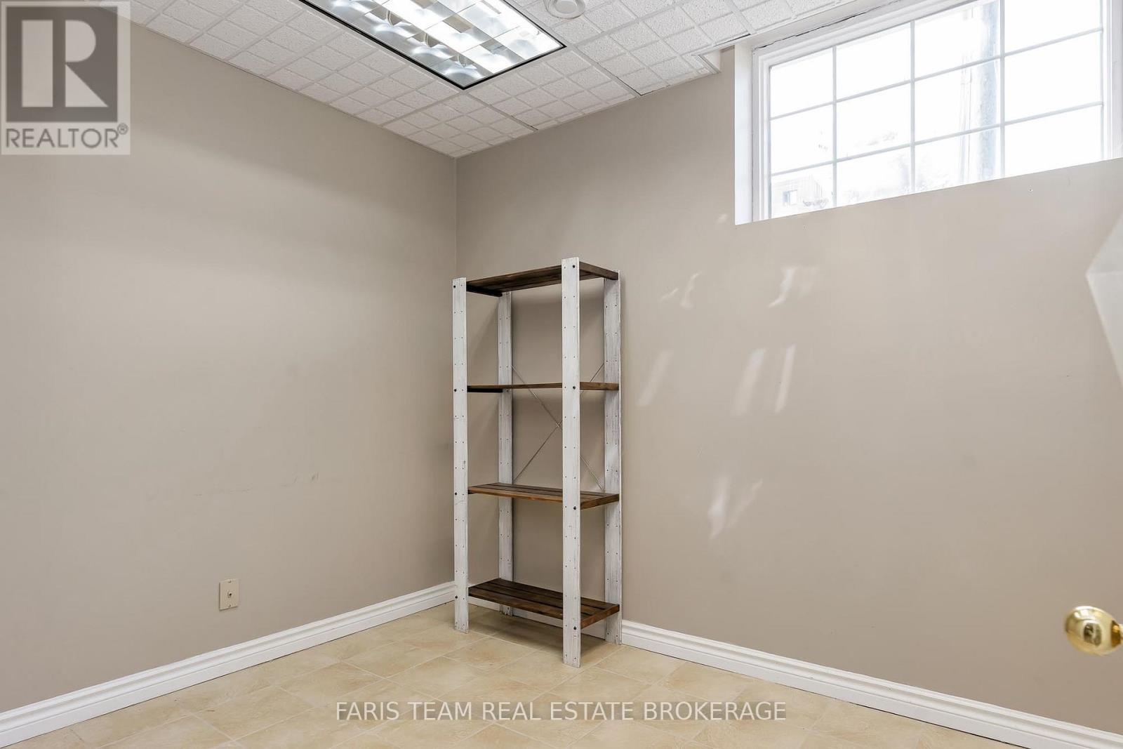 531 King Street, Midland, ON