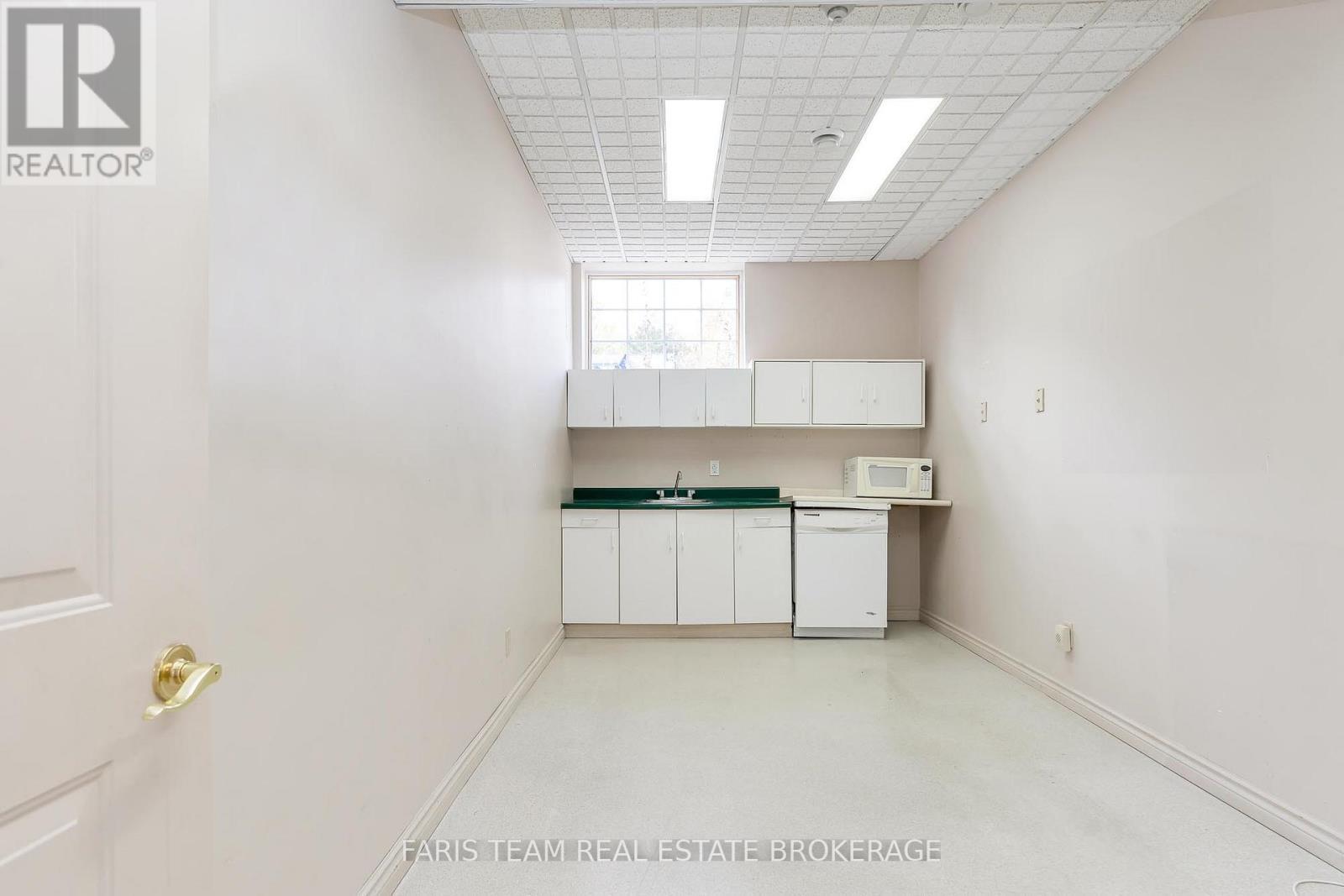 531 King Street, Midland, ON