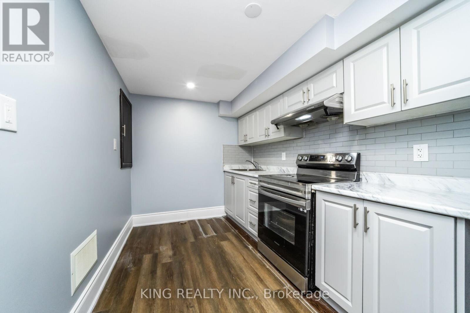 3 Nottawasaga Crescent, Brampton, ON - Indoor Photo Showing Other Room