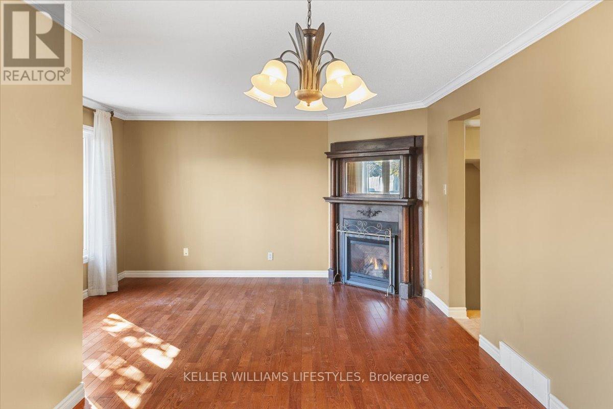 26 - 1845 Aldersbrook Road, London North (North F), ON - Indoor With Fireplace