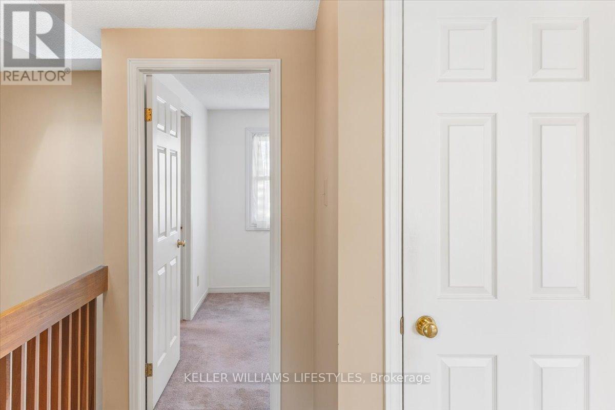 26 - 1845 Aldersbrook Road, London North (North F), ON - Indoor Photo Showing Other Room