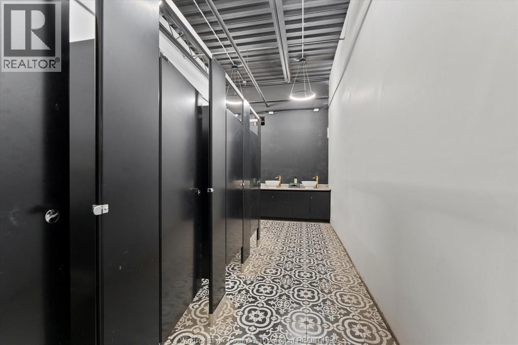 459 Ouellette Avenue, Windsor, ON