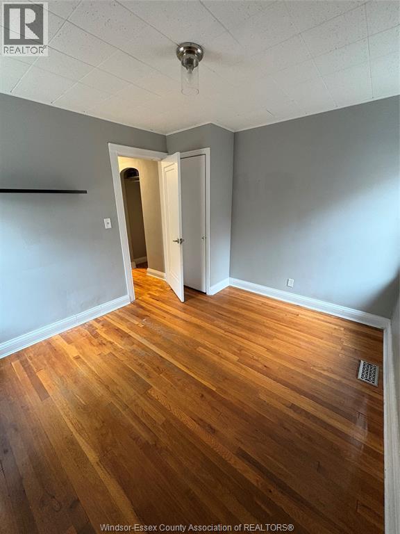 909 Monmouth, Windsor, ON - Indoor Photo Showing Other Room