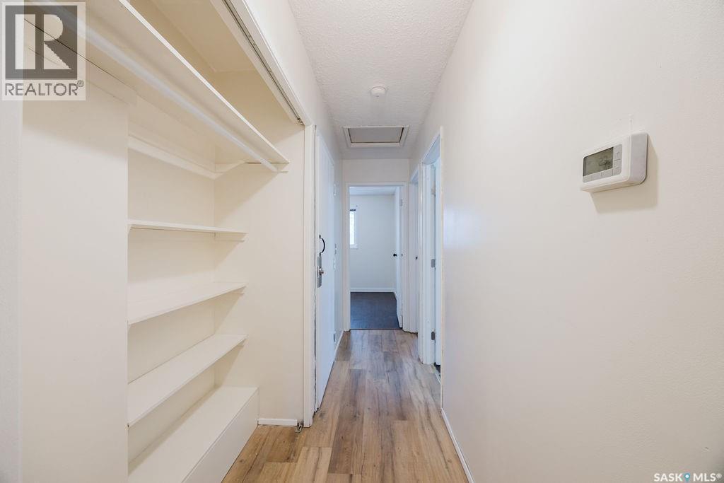 337 U Avenue S, Saskatoon, SK - Indoor