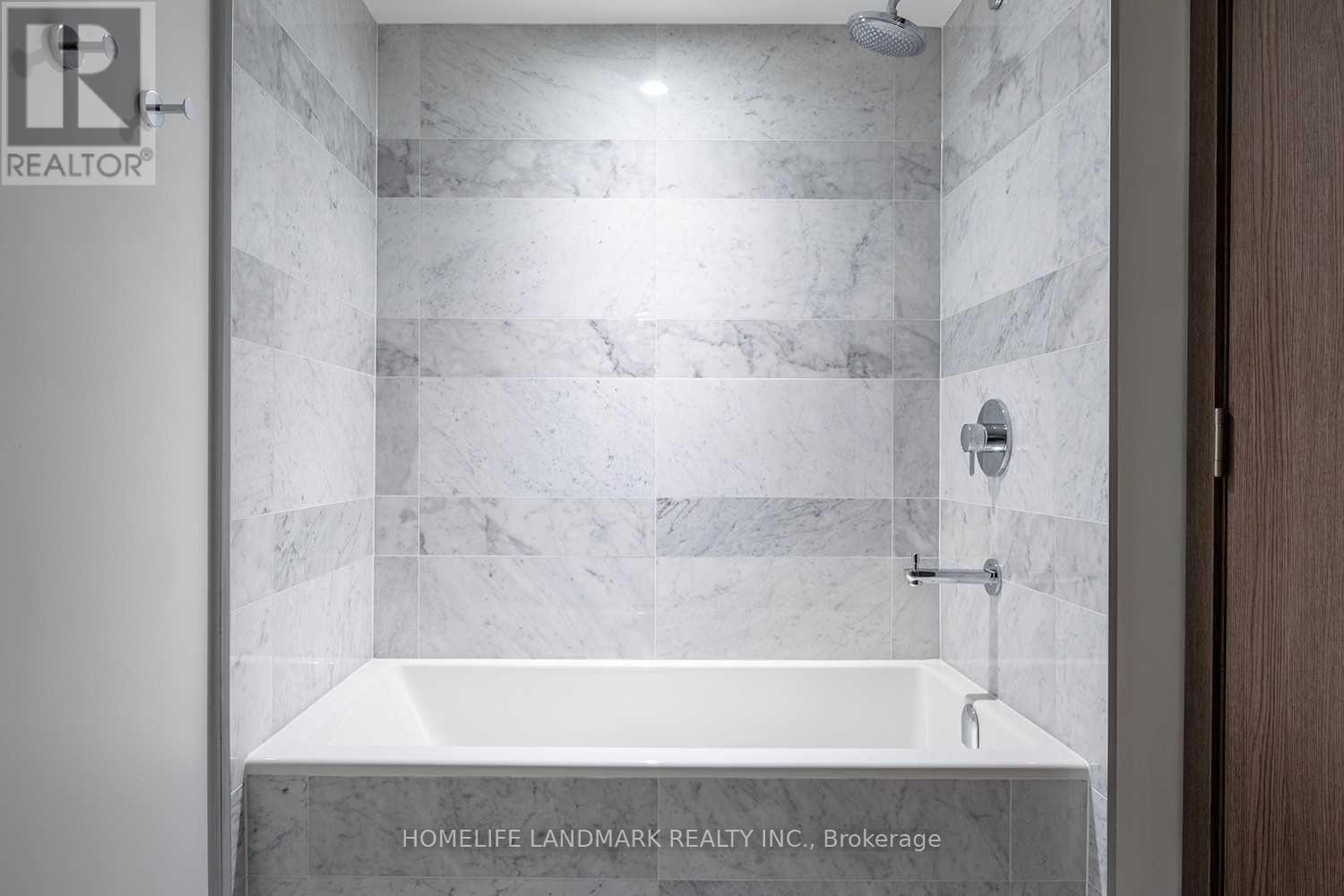 3205 - 17 Bathurst St Street, Toronto, ON - Indoor Photo Showing Bathroom