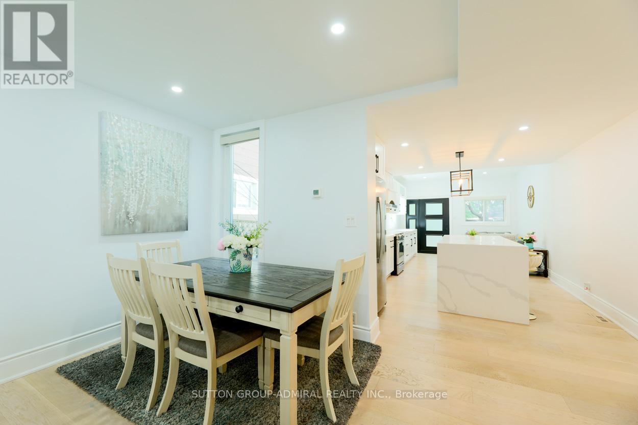Main & 2Nd - 70 Carlaw Avenue, Toronto, ON - Indoor Photo Showing Dining Room