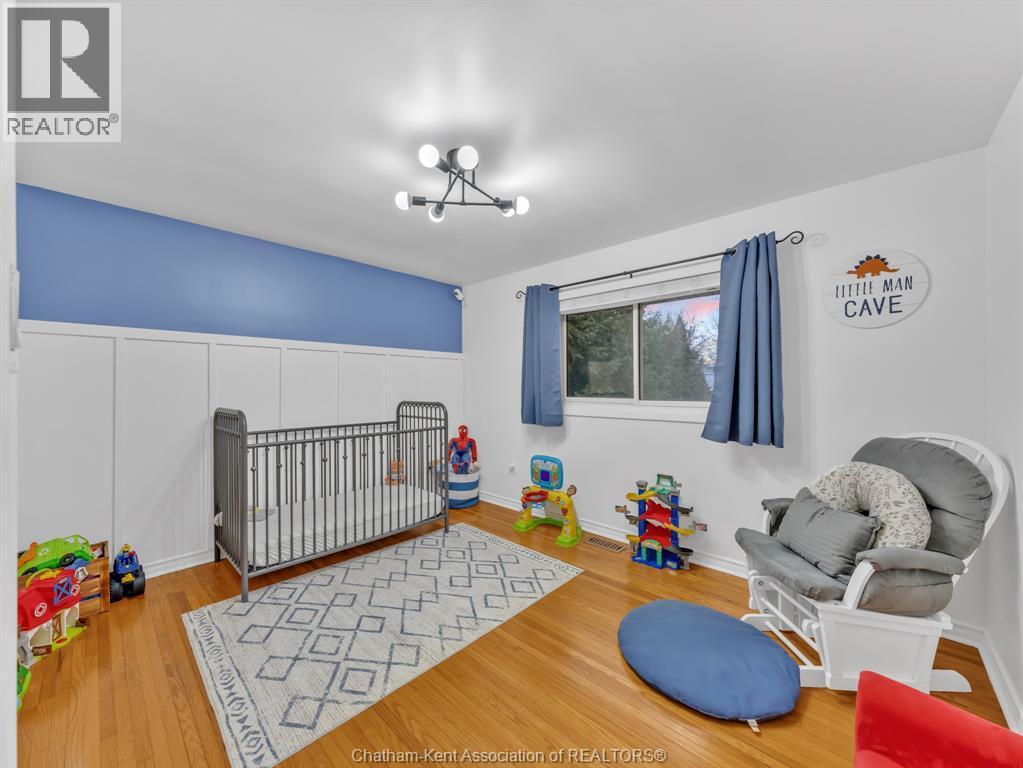 48 Alpine Avenue, Chatham, ON - Indoor