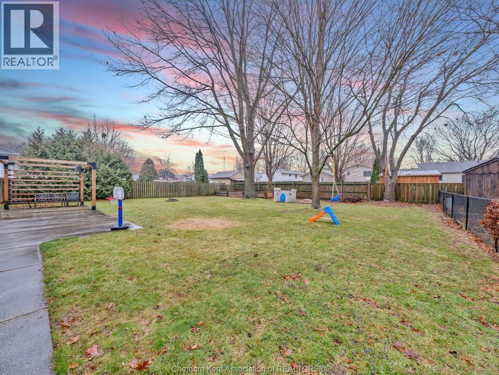 48 Alpine Avenue, Chatham, ON - Outdoor