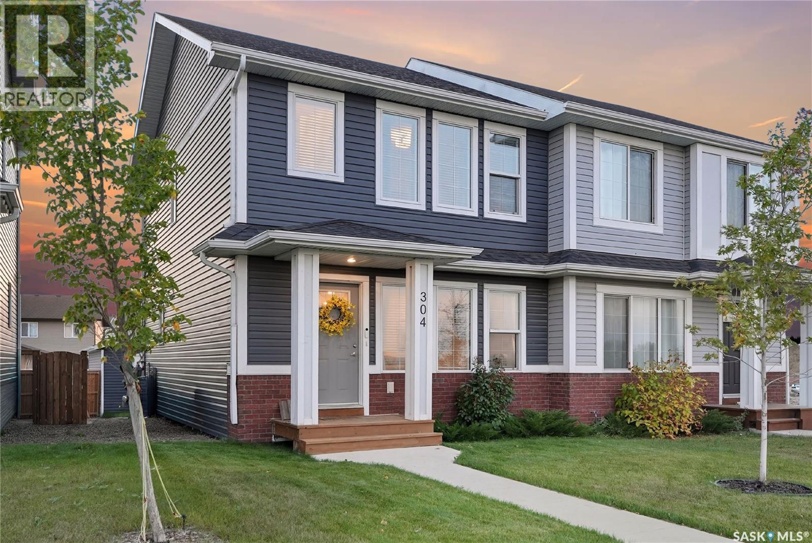 304 Mcormond Drive, Saskatoon, SK - Outdoor With Facade