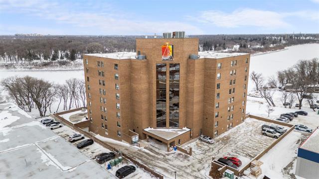 501-1660 Pembina Hwy, Winnipeg, MB