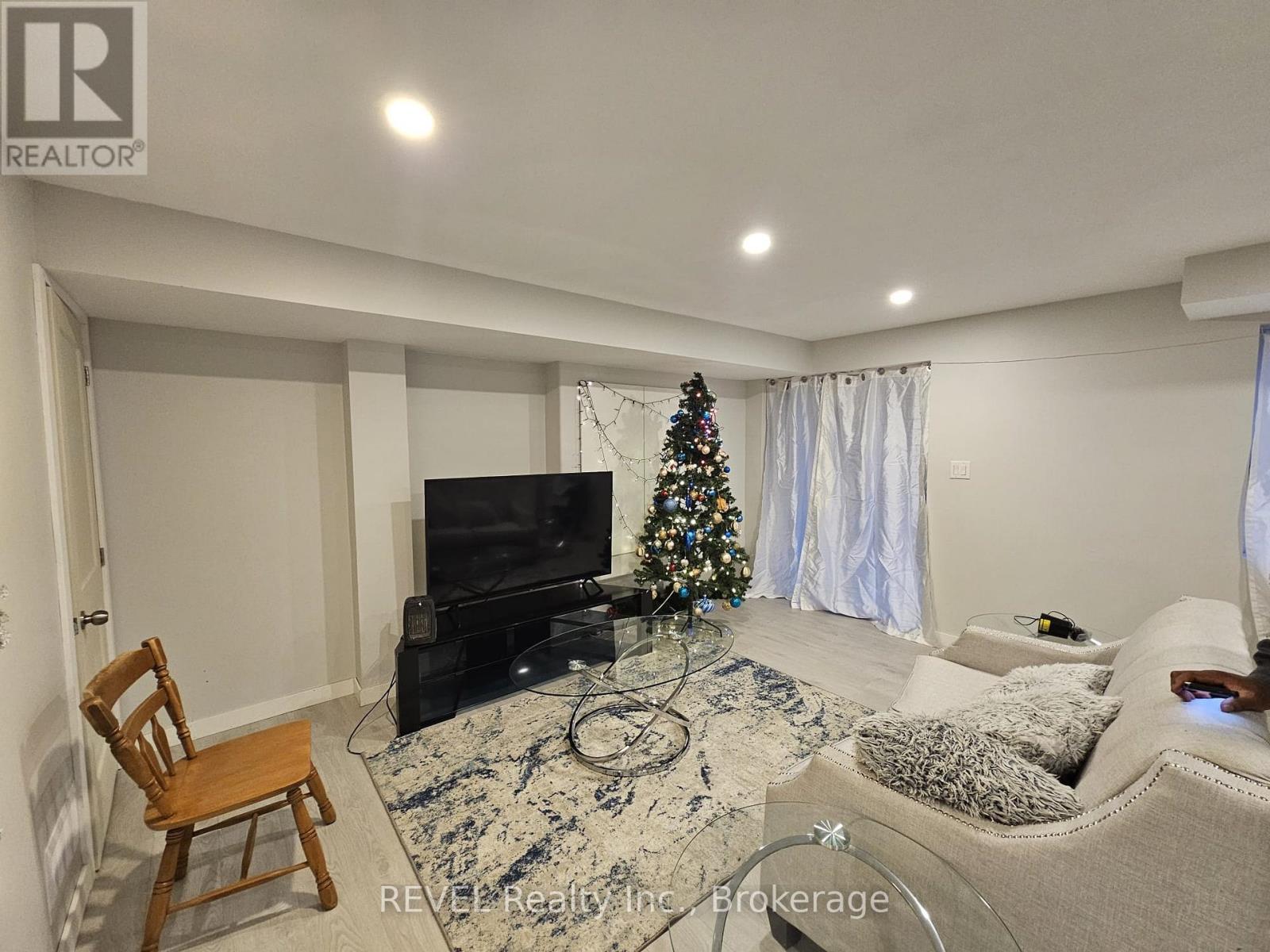 (Lower) - 361 Vanilla Trail, Thorold (Rolling Meadows), ON - Indoor