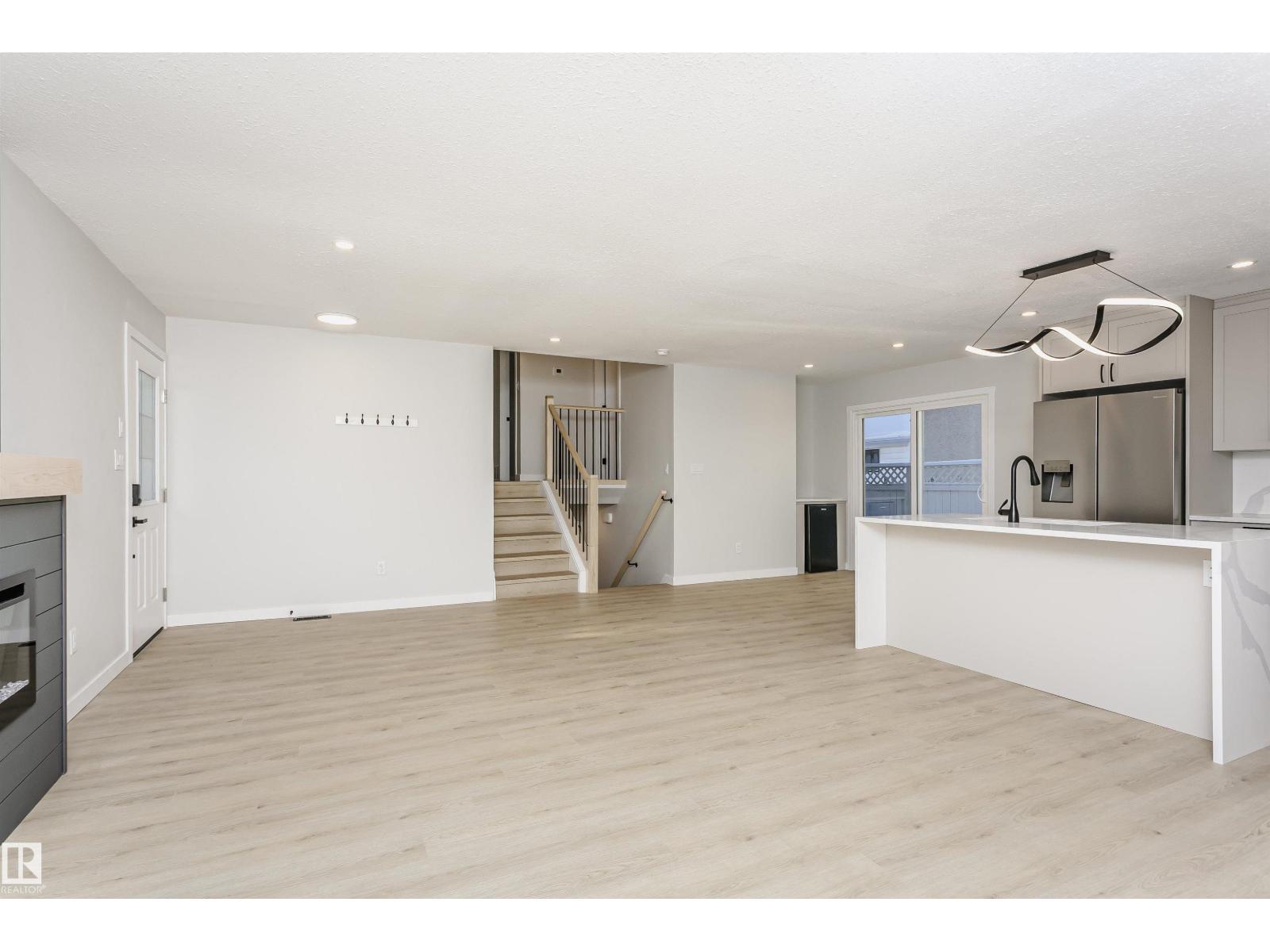 67 Lambert Cr, St. Albert, AB - Indoor With Fireplace