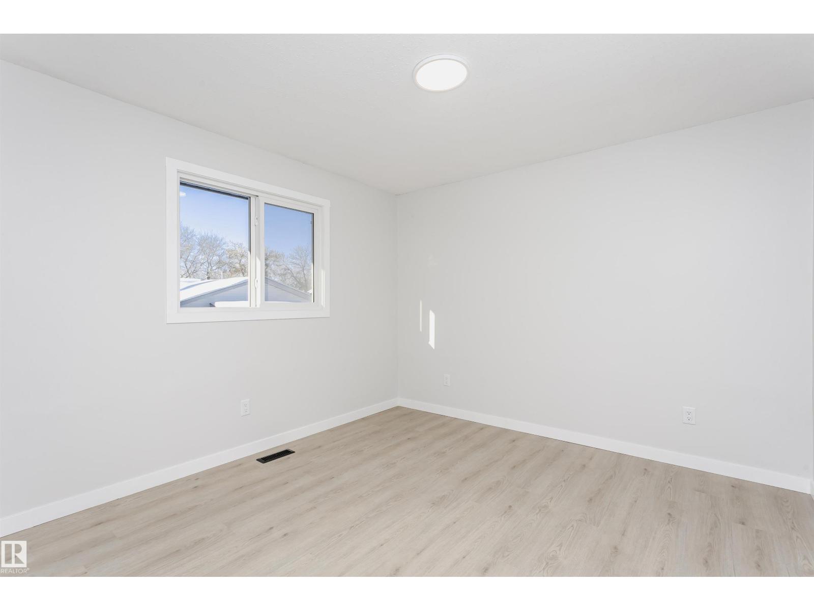 67 Lambert Cr, St. Albert, AB - Indoor Photo Showing Other Room