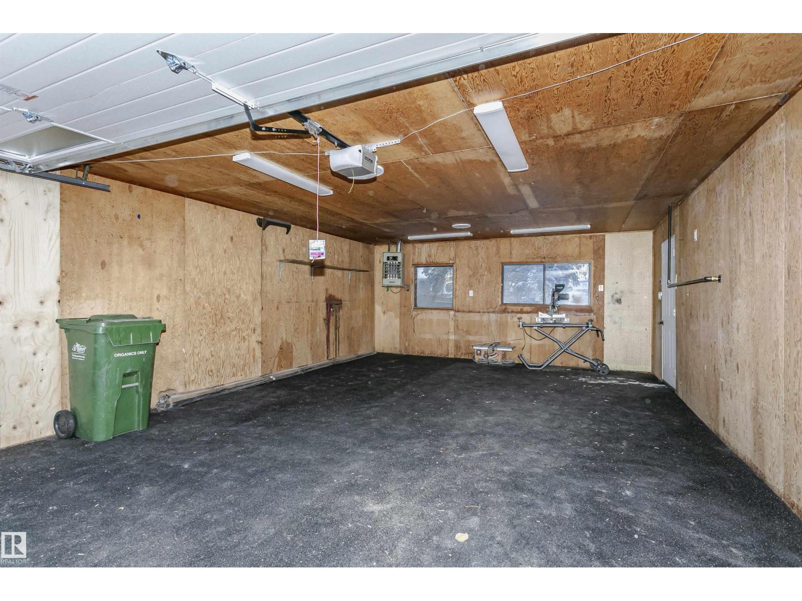 67 Lambert Cr, St. Albert, AB - Indoor