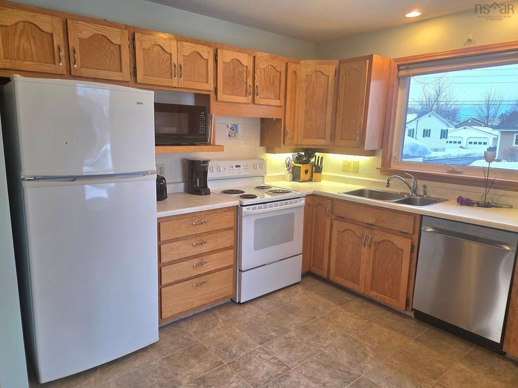 3 Fletcher Drive, Amherst, NS